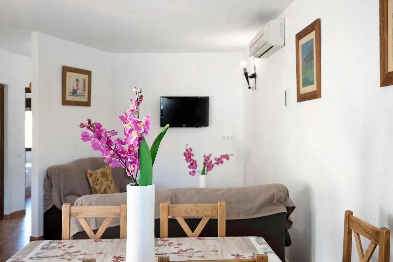 Casa Zahora Villa 0*,